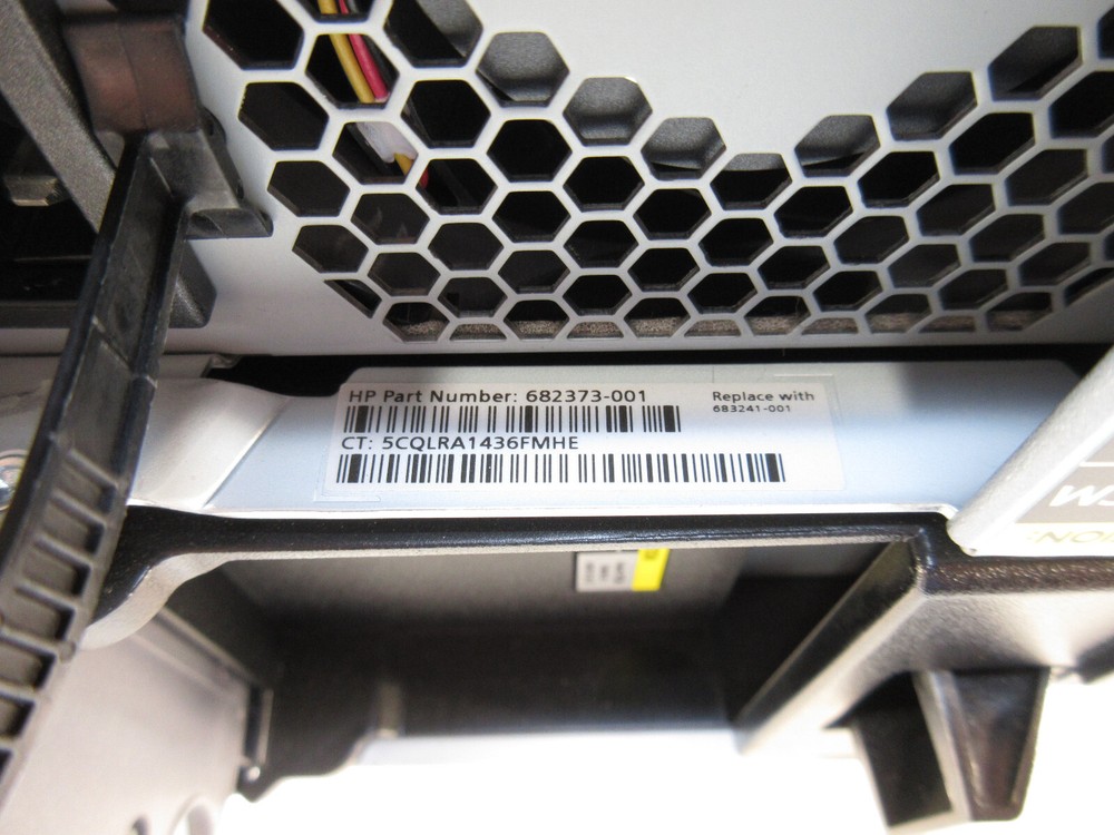 HP StoreServ 8000 3PARA-ST1112 24-Bay Storage Array w/ 2x Controller, 2x PSU