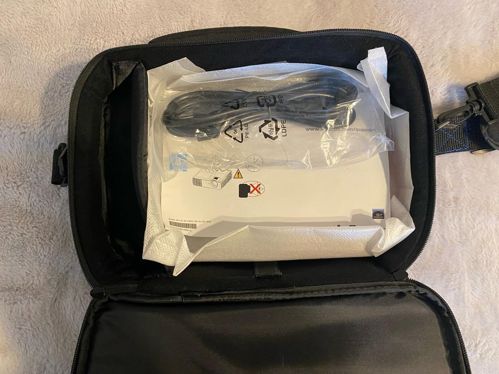 InFocus IN1116 Portable Projector