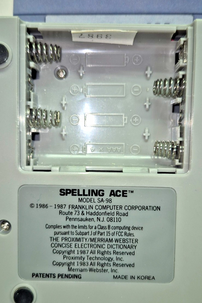 Franklin Spelling Ace Second Edition SA-98 Electronic Speller MINT With Box