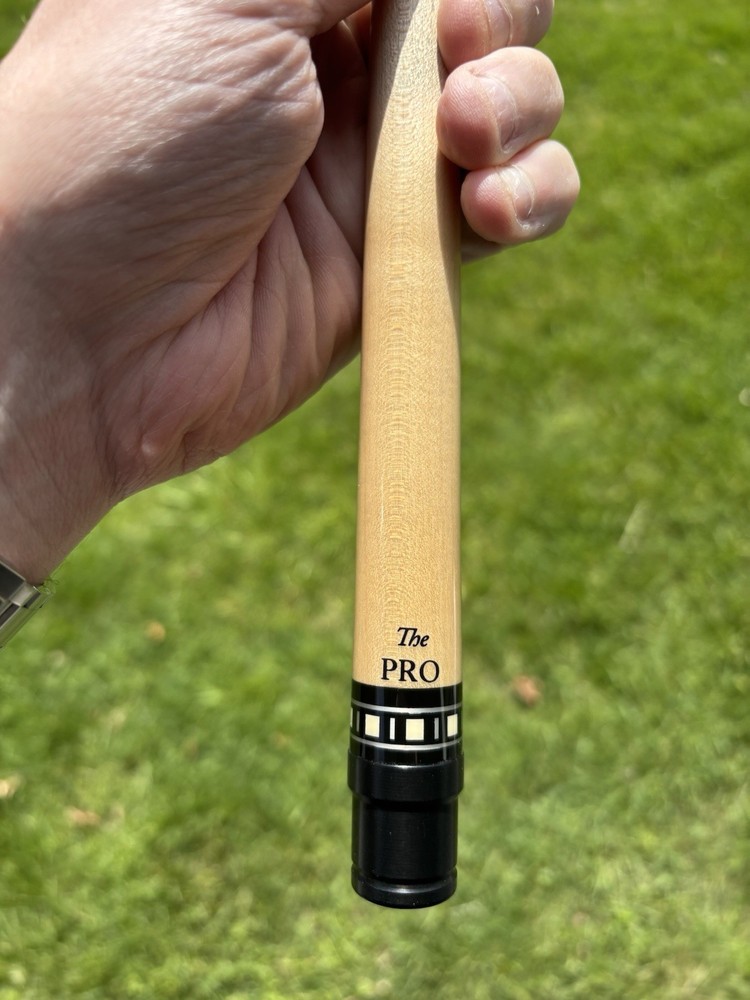 Meucci Sb-2 Pool Cue Mint Condition