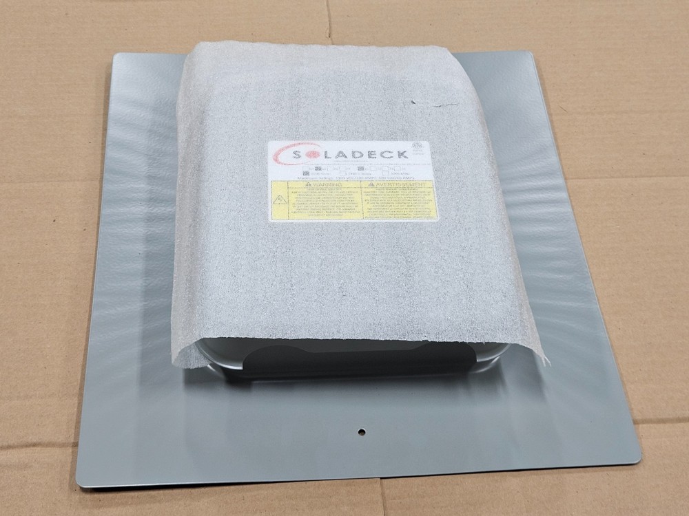 Soladeck Flashed Combiner Enclosure Model 0799–2 Gray for Solar Installations