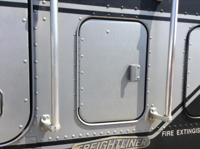 Freightliner FLT Left/Driver Sleeper Door - Used