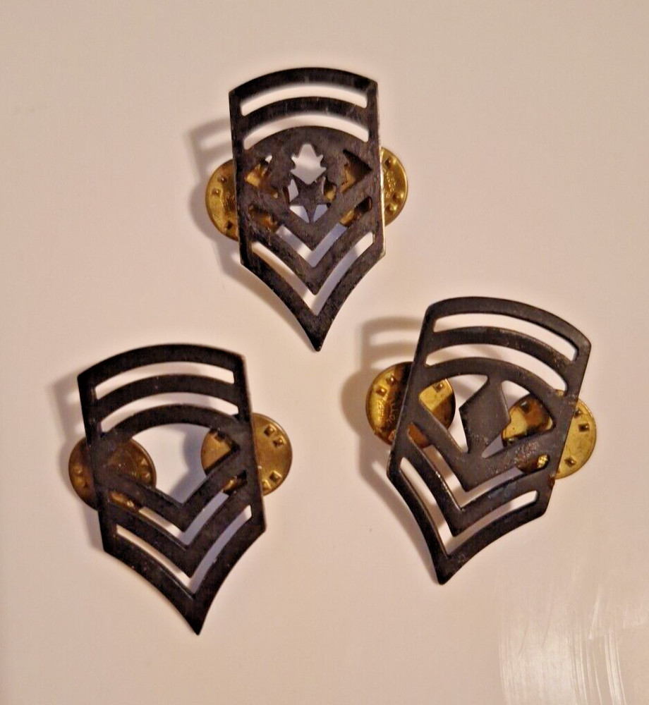 Random E9 Army Ensigna Collar Pins