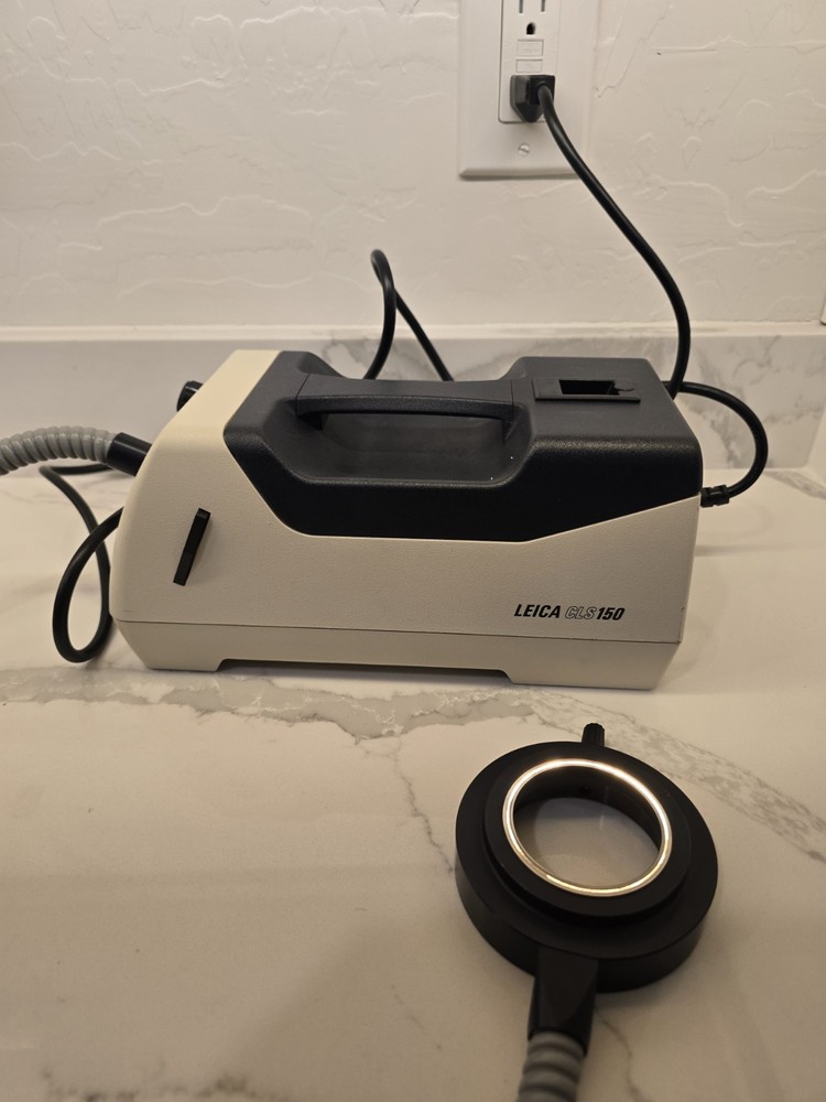 Leica CLS 150 Fiber Optic Ring Light Illuminator Light Source Tested Working
