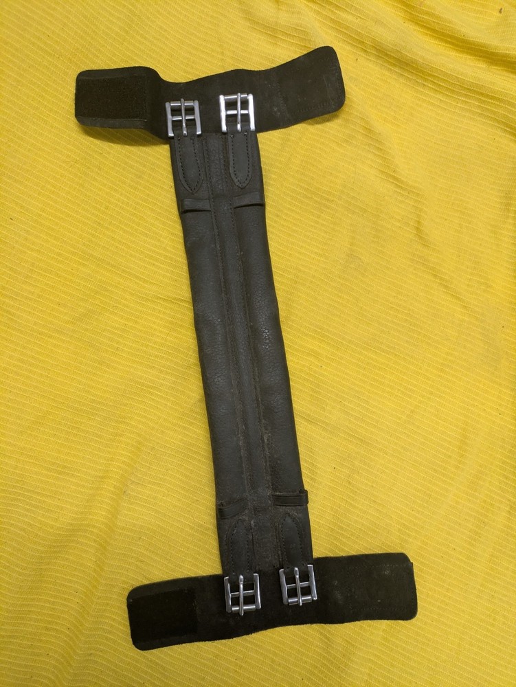 22" English Girth Black Leather