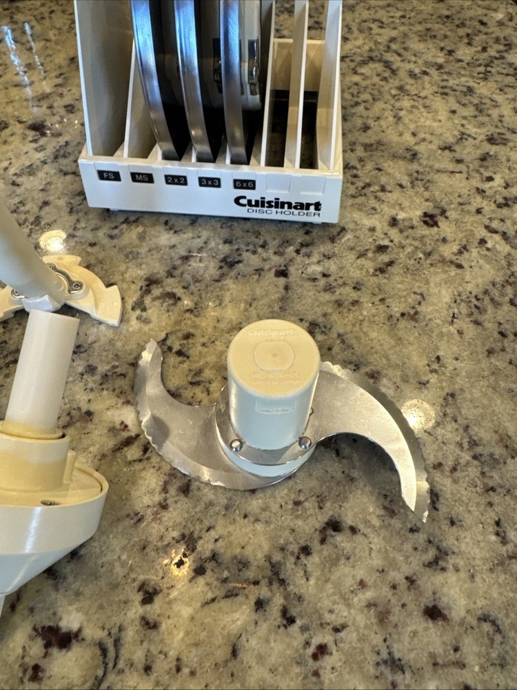 Cuisinart Food Processor DLC-7 Pro Stem Adapter, Disc Blades, Accessory Bundle
