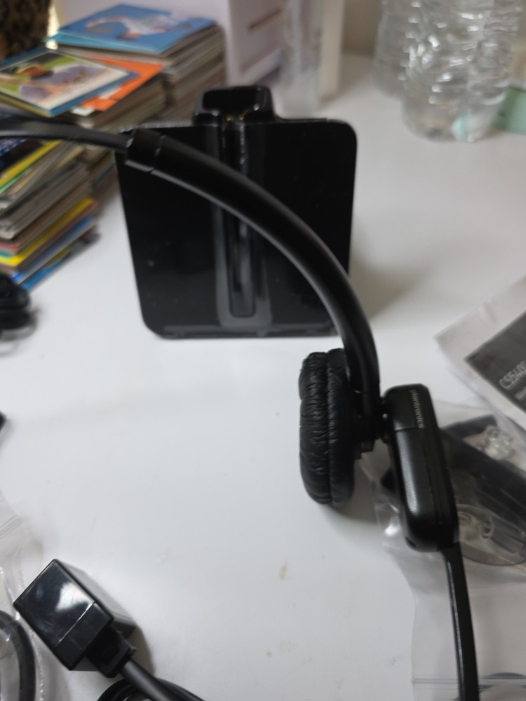 PLANTRONICS CS540 Wireless DECT Headset Black With APV-63 EHS Adapter Open Box