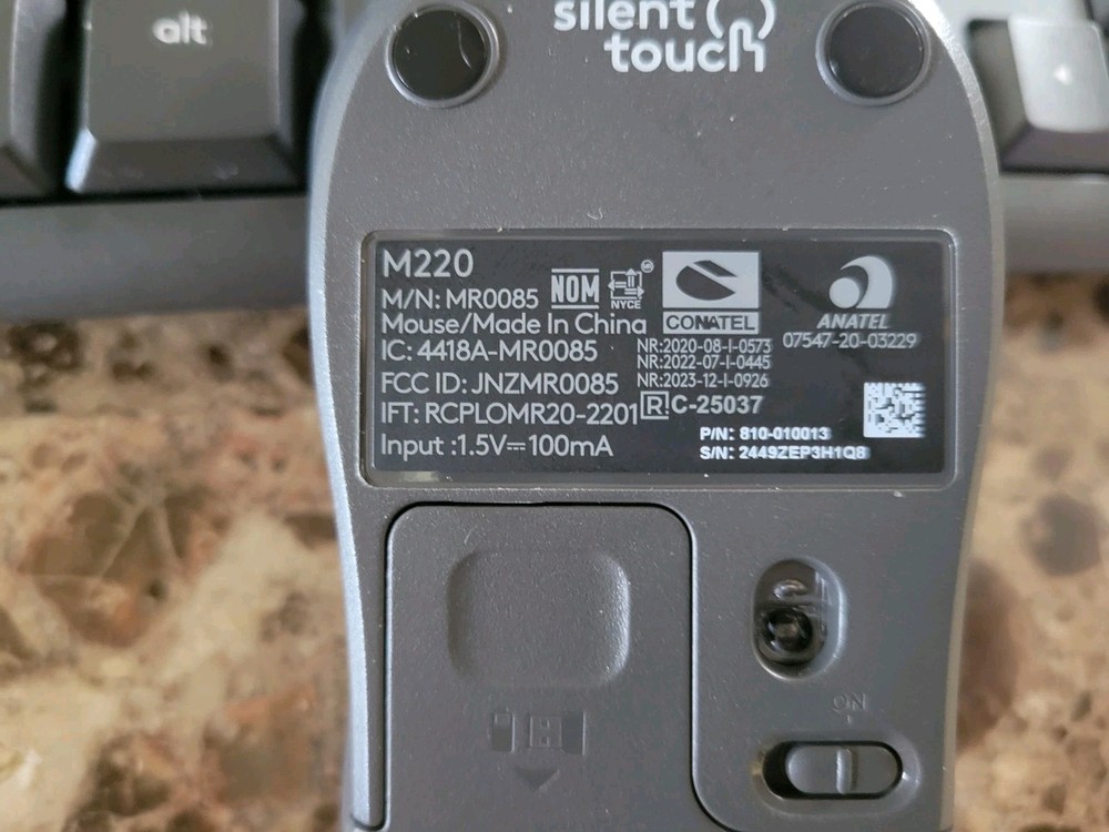 Logitech MK295 Wireless Mouse & Keyboard Combo SilentTouch Graphite w/ Dongle