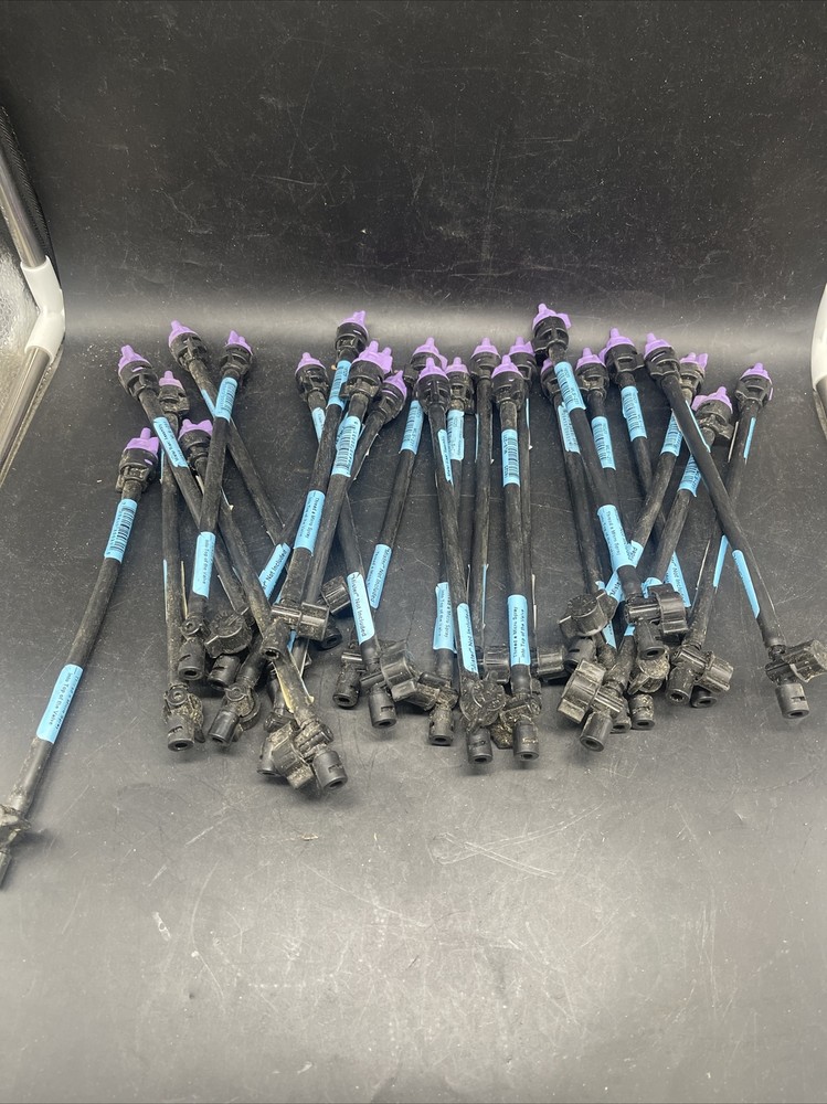 25 Drip Irrigation Mister Riser Assembly 10 GPH Flow Controlled Threaded Coupler