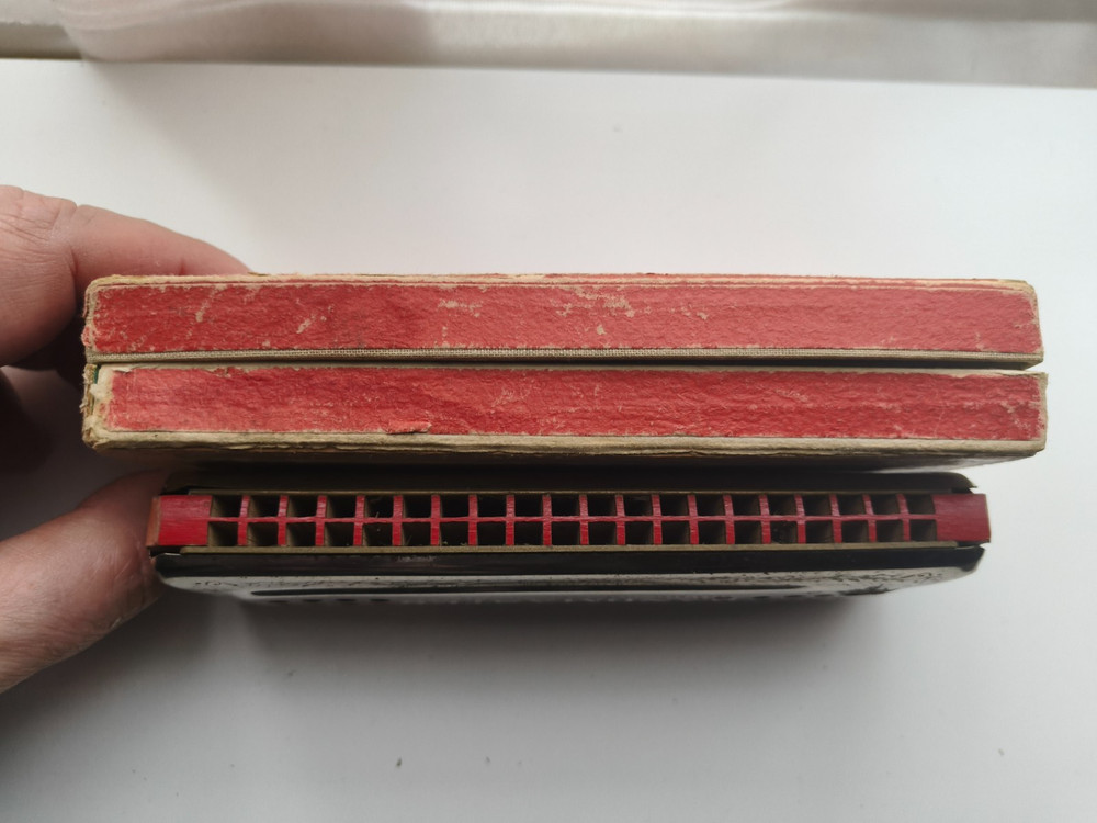 Vintage tremolo harmonica Bandmaster C/G