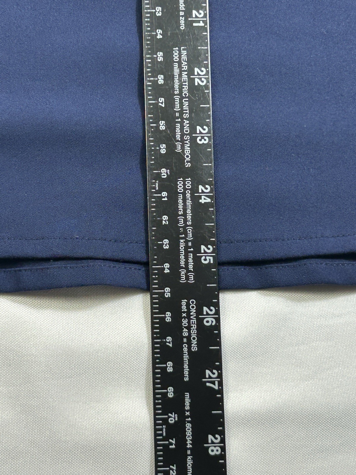 Fabletics Scrub Top Womens Medium Navy Blue V Neck Medical Uniform Workwear Top