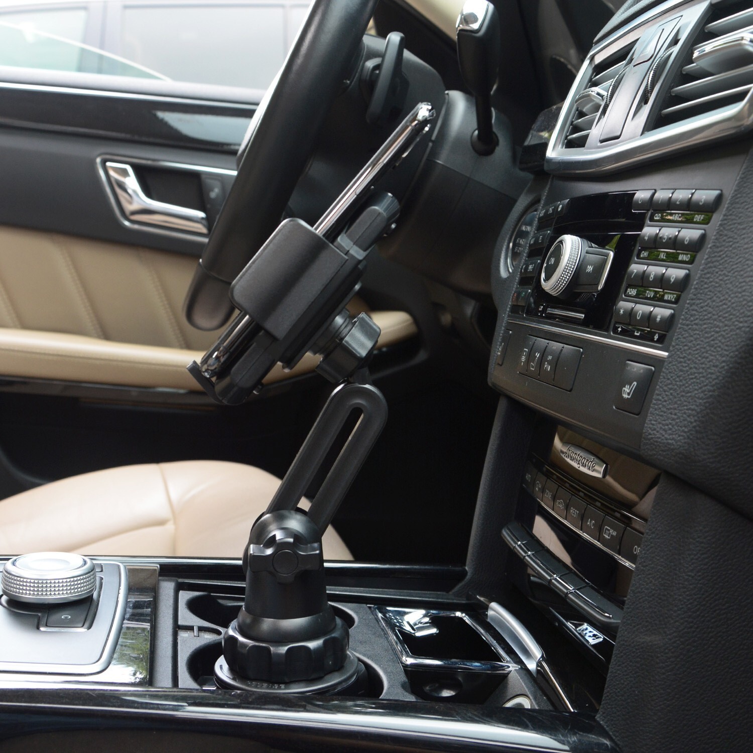 Universal 360° Adjustable Car Mount Cup Stand Cradle Holder For Cell Phone USA