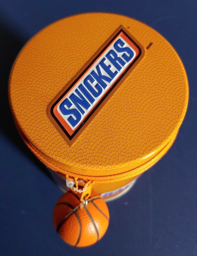 Snickers 2005 Nba Metal Tin