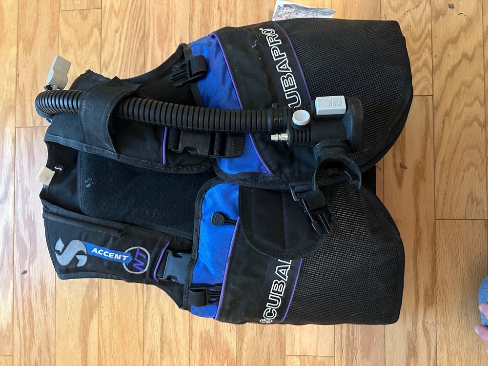 Scuba Pro Accent NT BCD size small