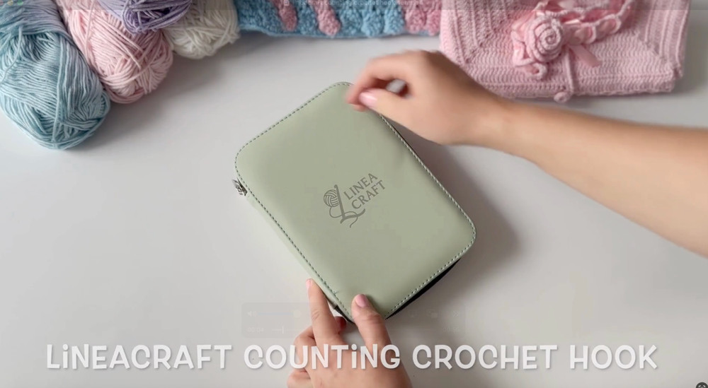 18 Sizes Interchangeable Crochet Hook Set with Light-Up Digital Counter, Ergonom