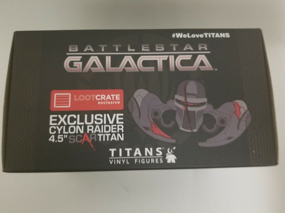 Battlestar Galactica Exclusive Cylon Raider