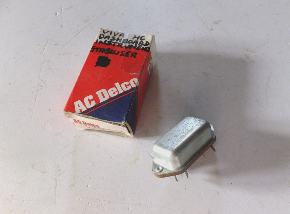 Vauxhall Viva HC Dashboard Instrument Stabiliser