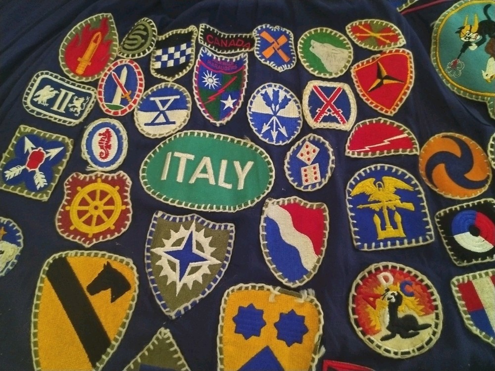 *UNIQUE* WW2 Nurse Uniform COVERED w/ Distinctive Insignia, Unit Patch, Airborne