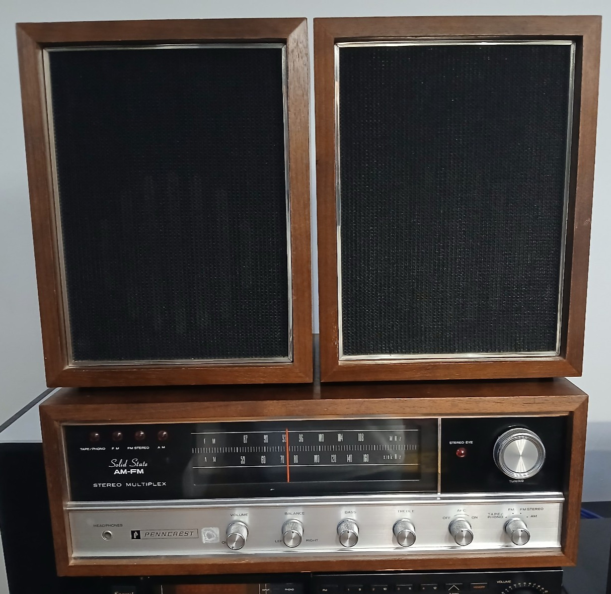 VTG Penncrest 6912A Solid State AM-FM Multiplex Stereo-Free Shippin-Works-S. Vid