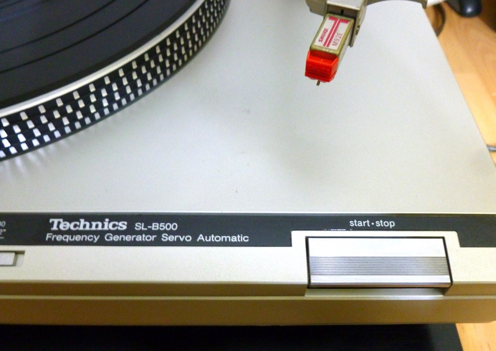 Technics SL-B500 Frequency Generator Servo Automatic Turntable + Shure M92E