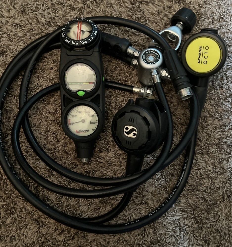 SCUBAPRO MK16 / S550 REGULATOR WITH AERIS DIVE COMPUTER & COMPASS - UNTESTED