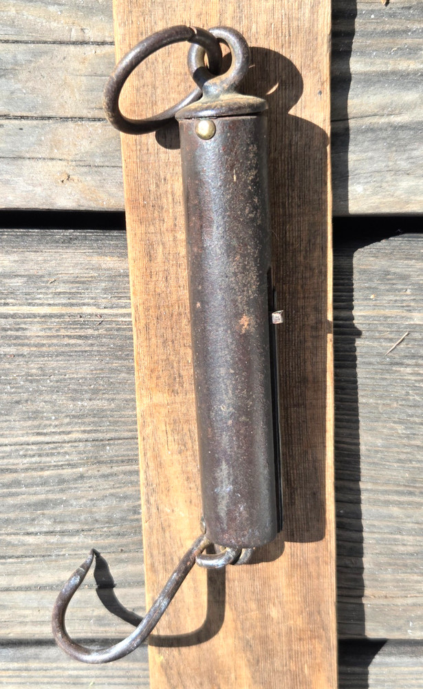 Antique Ring & Hook SPRING SCALE 25 lb.
