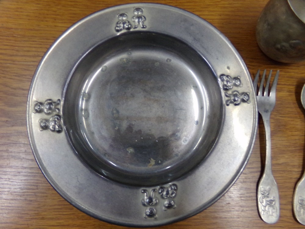 Vintage Godinger Silver Plated Bear Themed Children's Cup- Plate-Spoon-Fork Set