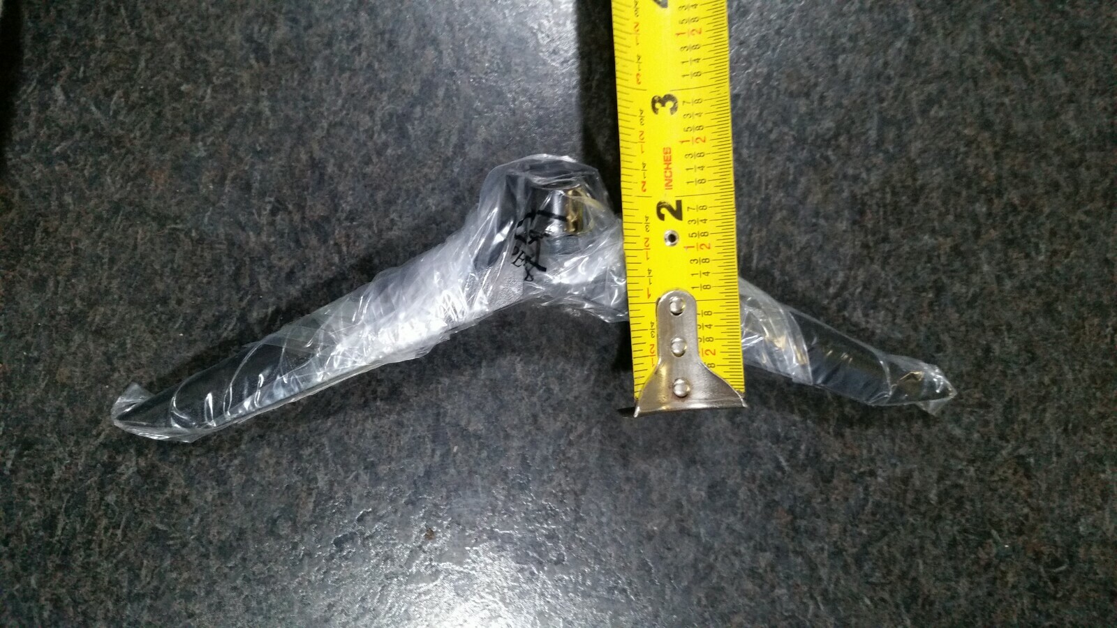 Insignia 40"/32" LED TV Stand Legs Feet NEW & Screws NS-40D510NA21 NS-32D310NA21