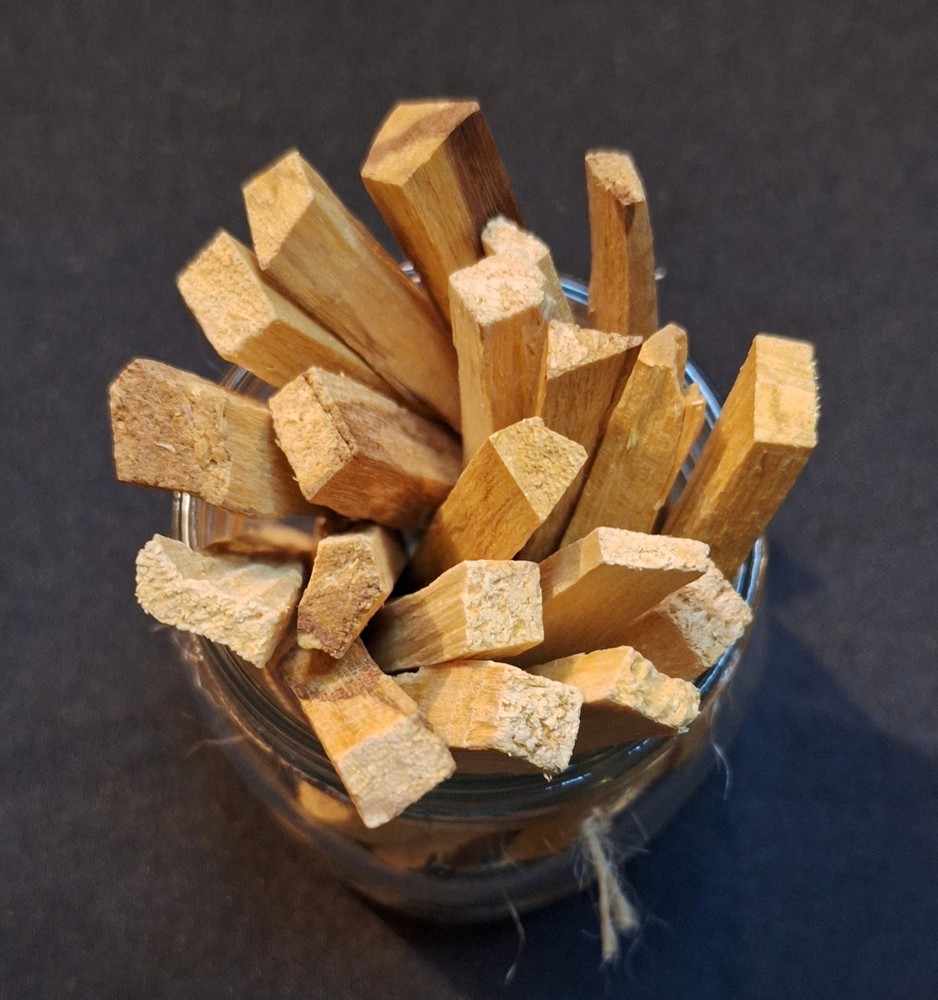 1x palo santo smudge stick