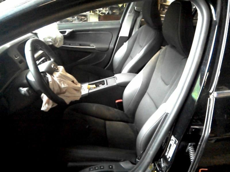 11 VOLVO 60 SERIES SCREEN 240332