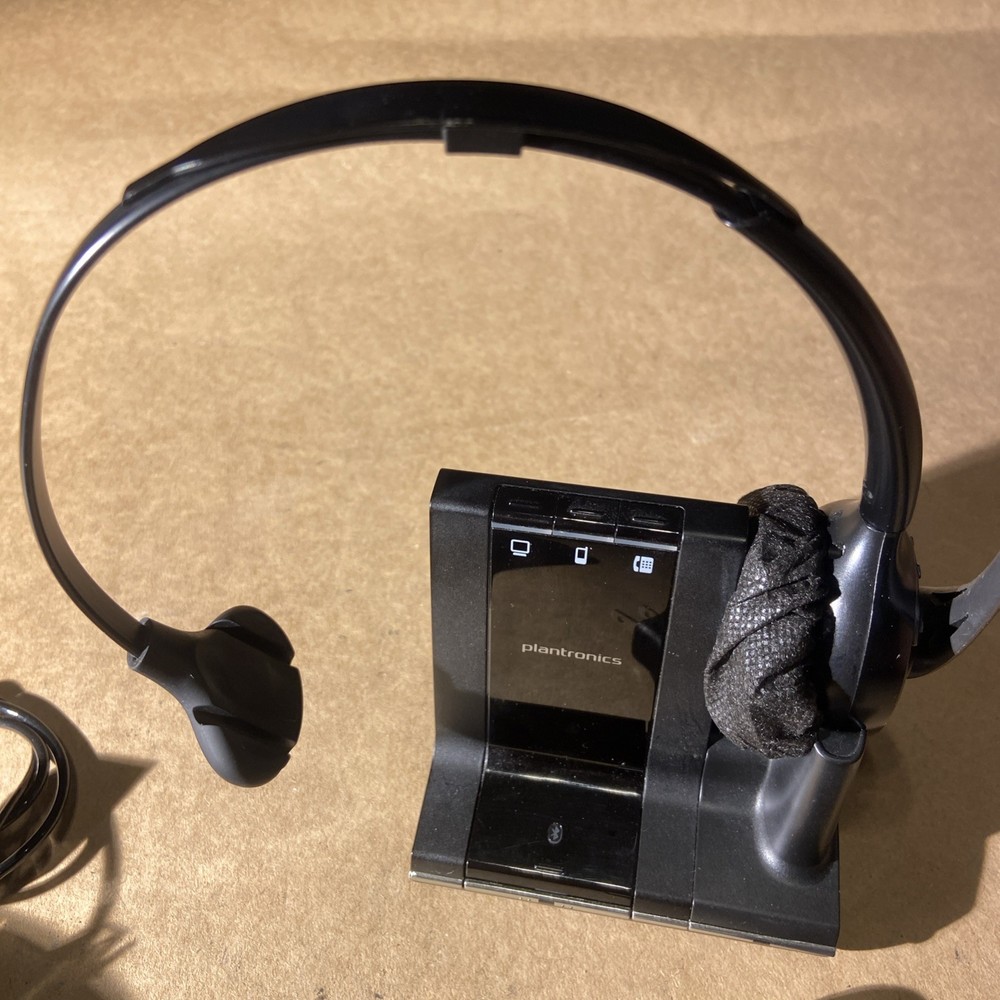 Plantronics AL8-WO2 81242 Wireless Headset System Base & Headset