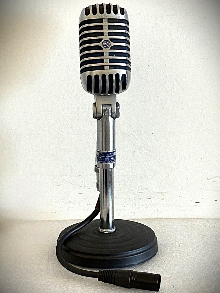 Vintage 1957's Shure 55S Dynamic Microphone, working great w/cable-stand-nice!