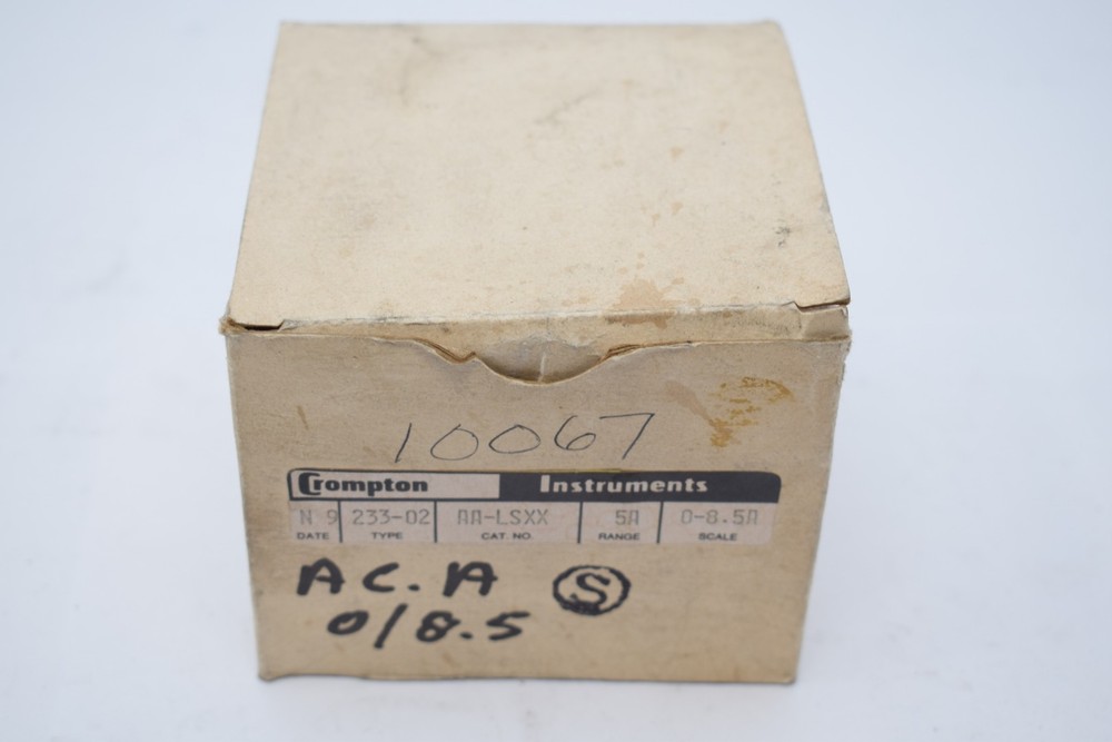 NEW CROMPTON INSTRUMENTS 233-02-AA-LSXX Panel Meter 0-8.5A