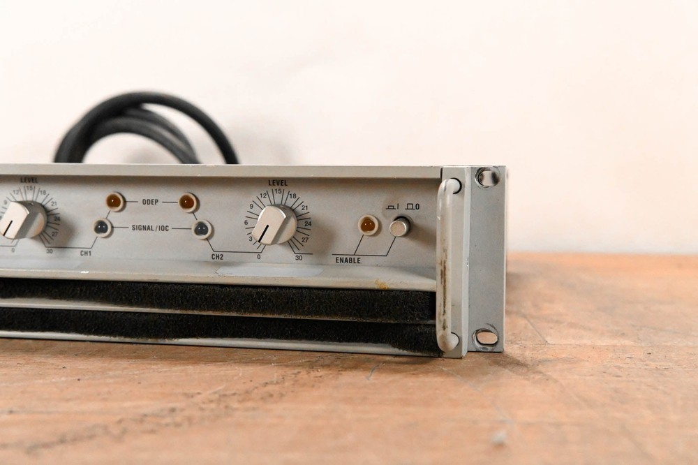 Crown Macro-Tech 36x12 2-Channel Power Amplifier CG01VS2