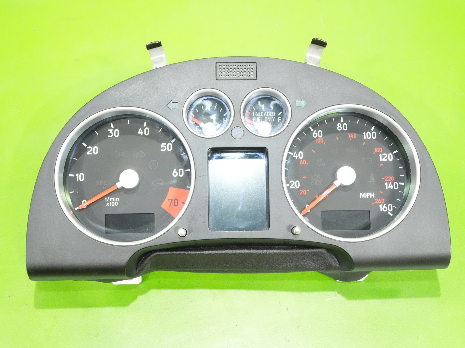00-06 Audi TT OEM 8N1920980 gauge instrument cluster panel speedometer