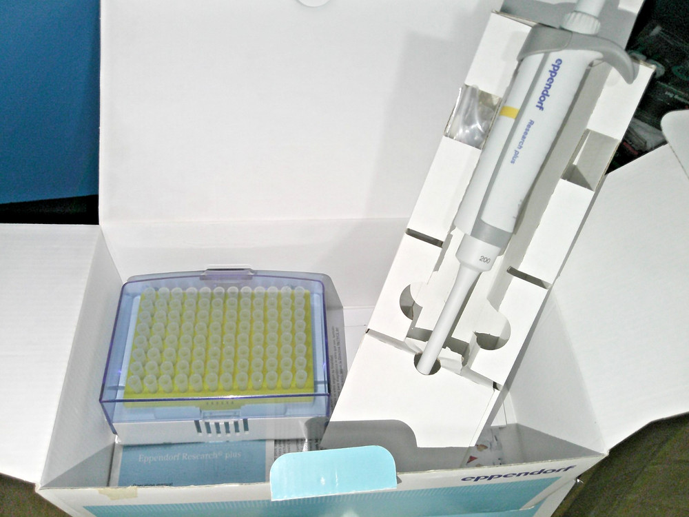 Eppendorf Bundle (Pipettes, Research Plus Kits, and Carousel)
