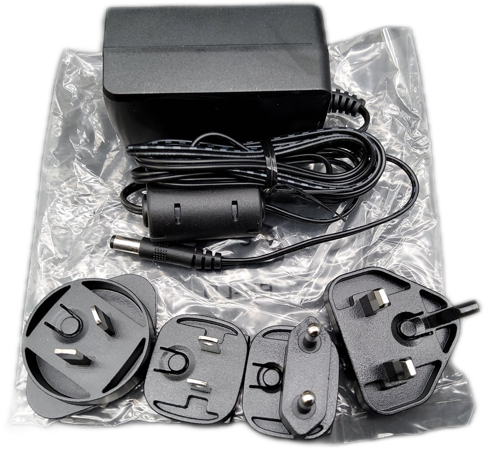 Cisco CP-860 VoIP Business Smartphone with Desktop Charger and PSU