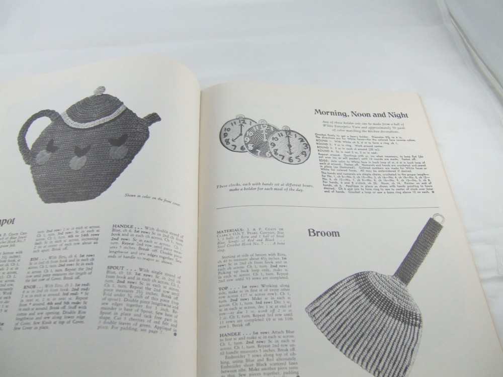 Crocheting Novelty Potholders. Dover Needlework Series Patterns from 1950s