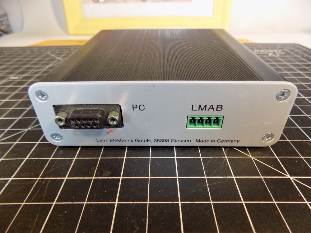 HO/N LENZ LI 100 Digital Plus Power Source (121546)