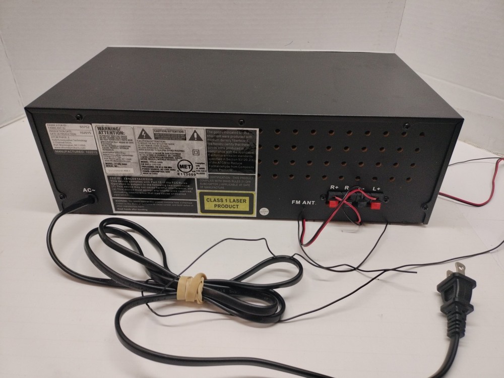 Bluetooth CD Player Stereo Receiver by Innovative Technology