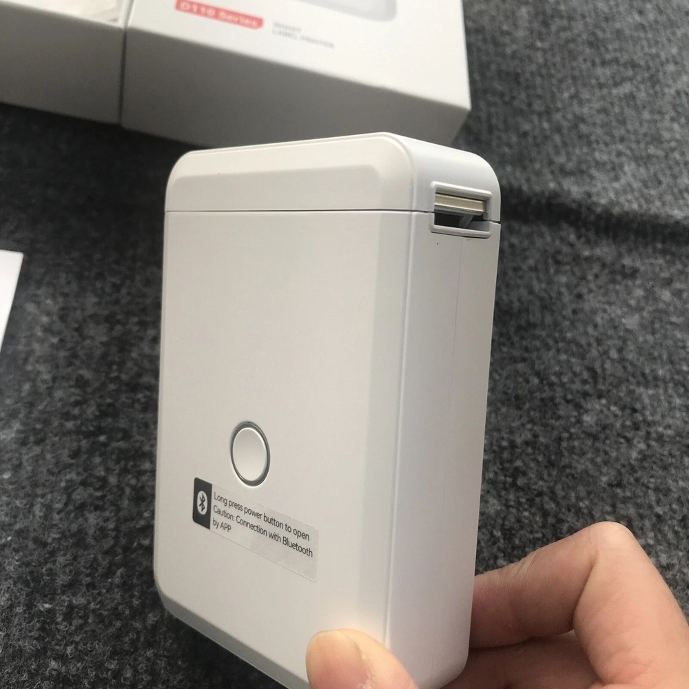 NIIMBOT D110 Label Maker Machine with Tape Small Printer Bluetooth Connection