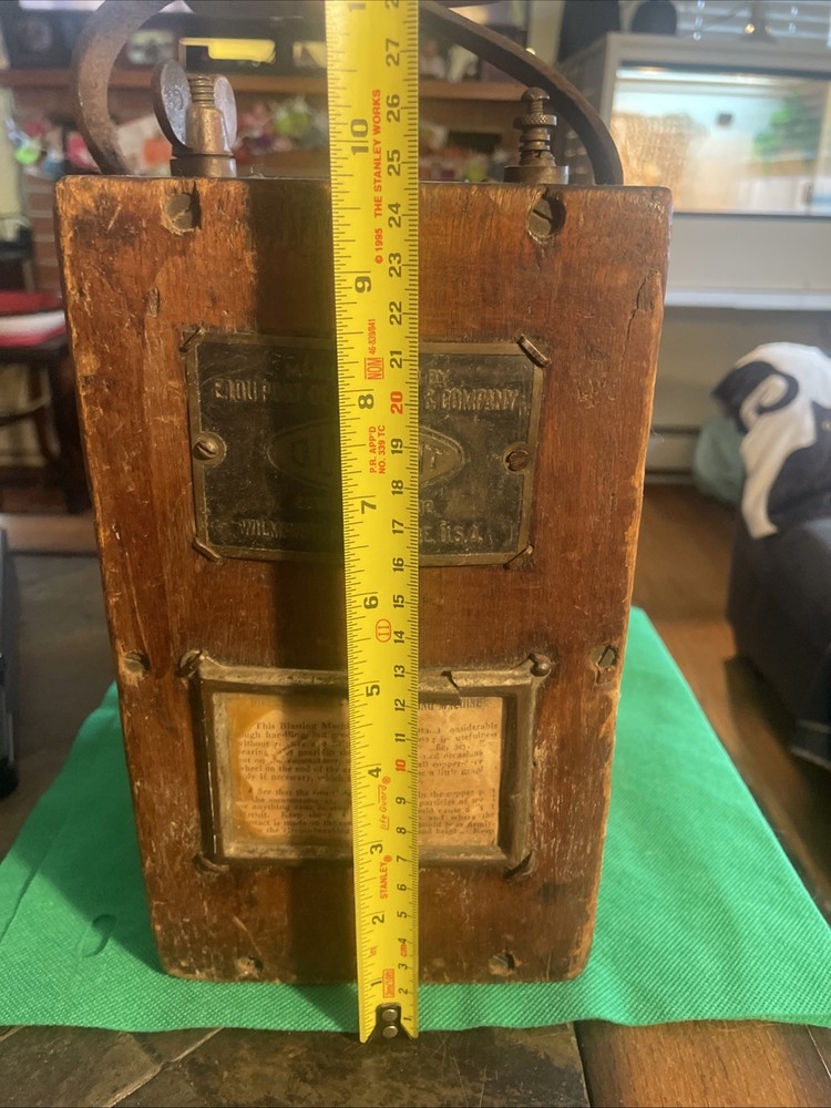 ANTIQUE ''DU PONT'' BLASTING MACHINE NO. 2