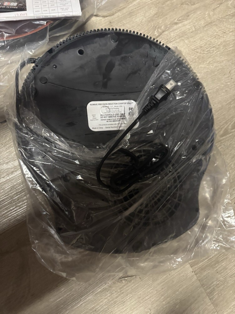 Nuwave Portable Stovetop With Pan