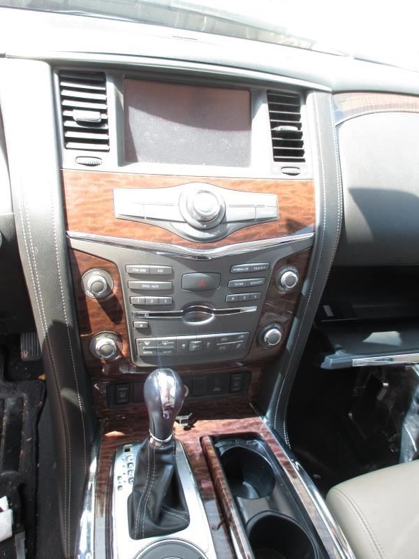 ARMADA 2017 Console Rear 150985