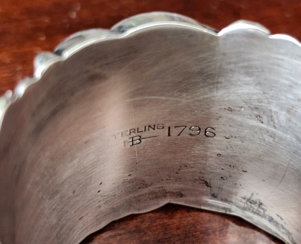 STERLING SILVER LARGE NAPKIN RING ~ ROCOCO ~"CHARLES HAVENS" SCRIPT