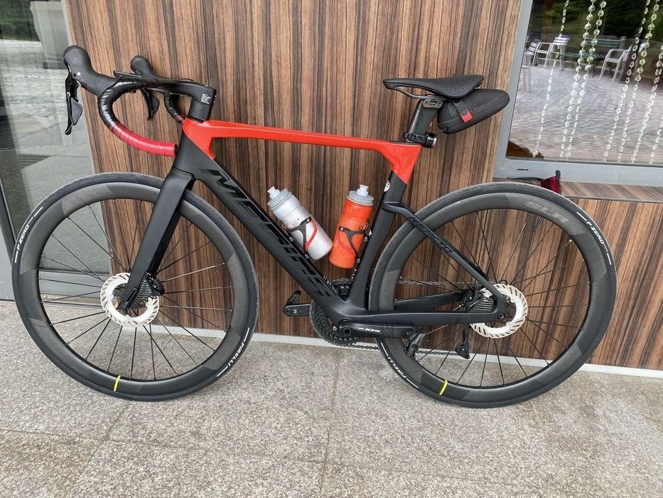 Merida Reacto 4000 - Frameset with integrated cockpit.