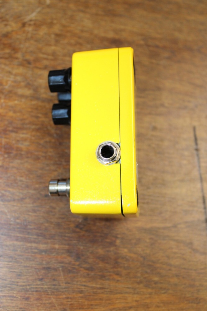 NUX Rivulet Chorus effects pedal