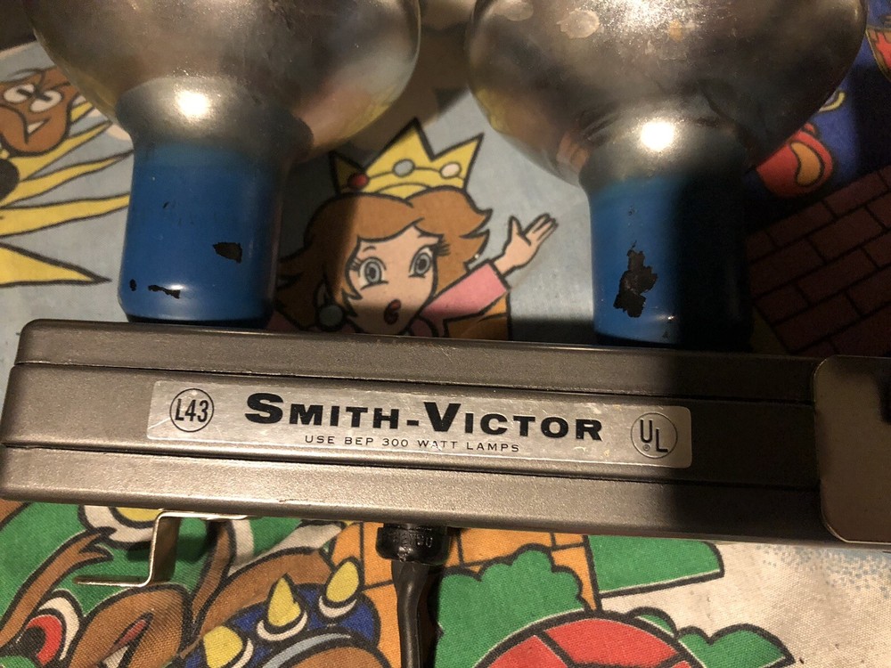 Smith Victor L43 Light Bar