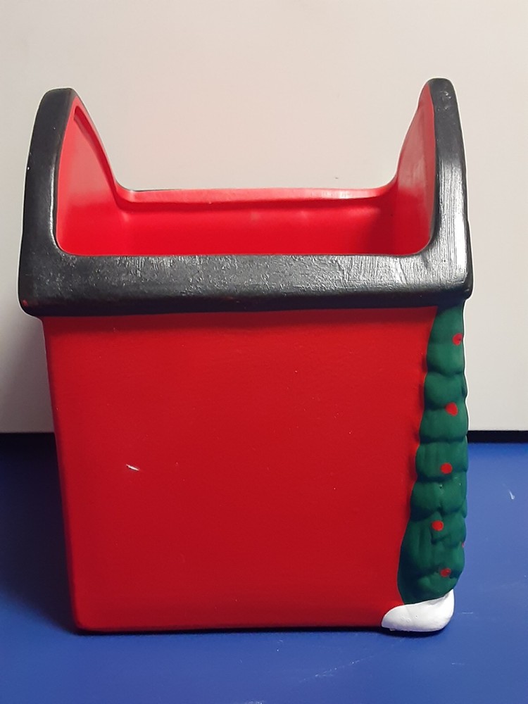 Red Barn Christmas Planter!