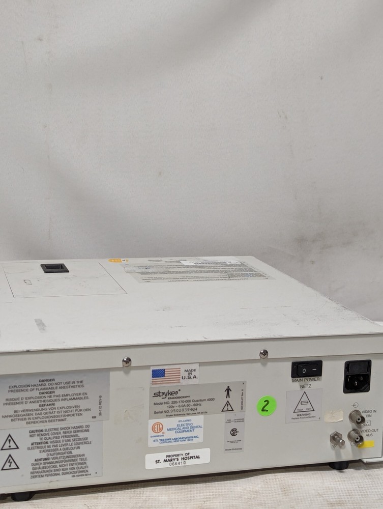 Stryker 220-170-000 Quantum 4000 endoscopy light source